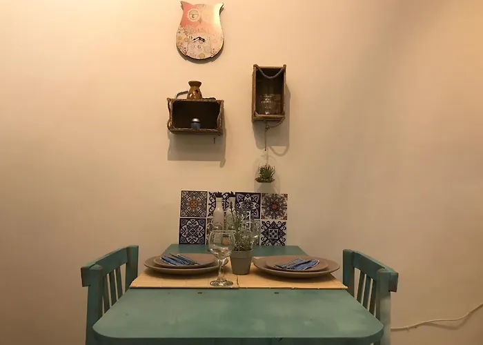 Holodek Apartments : Petralona